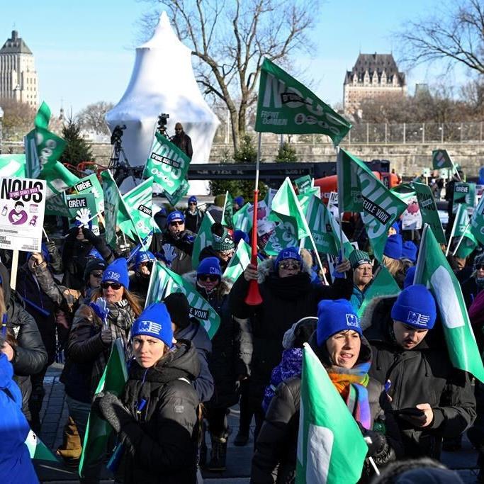 Quebec public sector strike: Unions see 'momentum' in talks on Day 2 of walkout